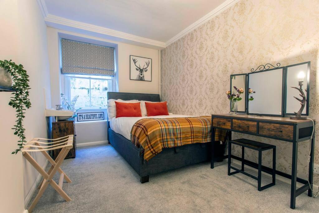 Georgian House Garden Apartment Bath Dış mekan fotoğraf